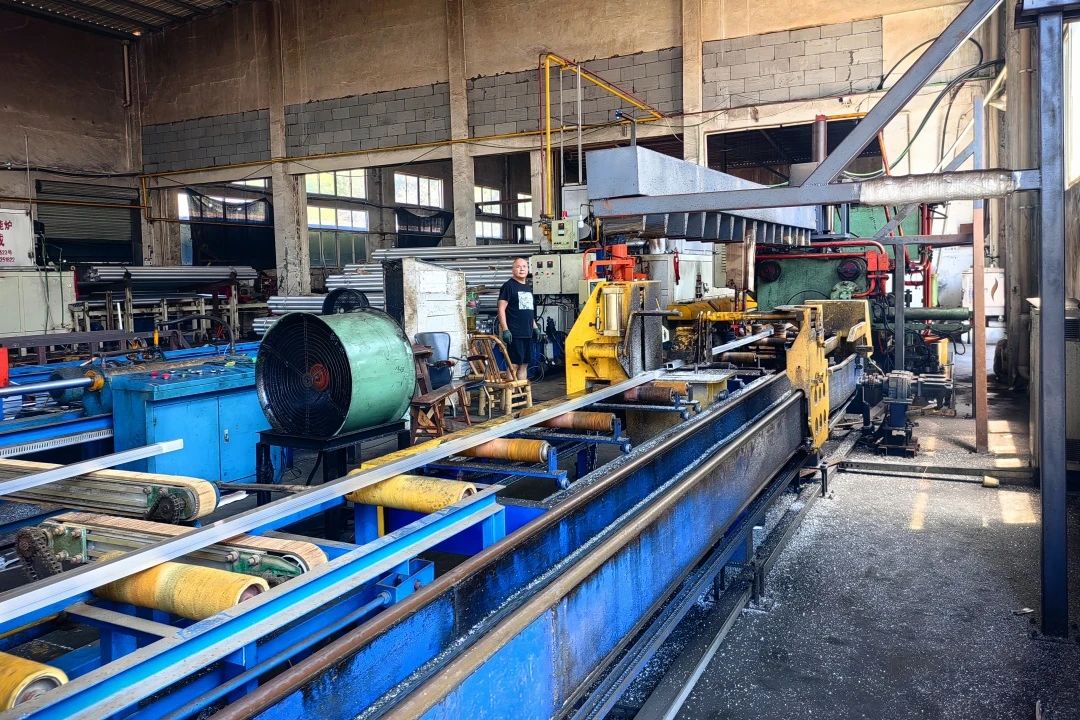 汽車空調|鋁材|鋁業型材|零部件 汽車空調|鋁材|鋁業型材|零部件